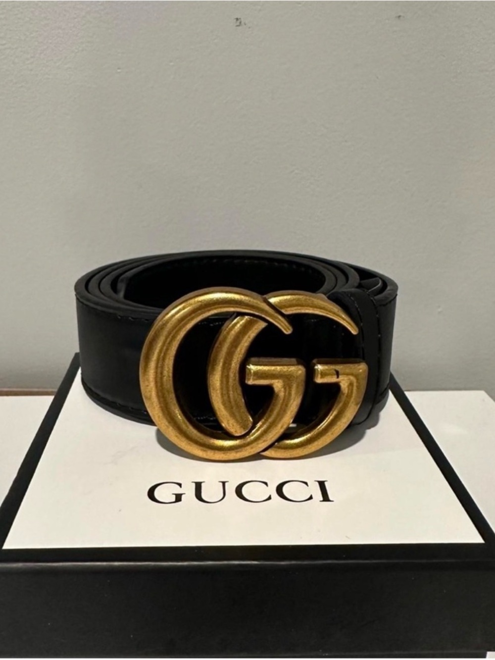 Gucci Black Leather Belt with Antique Gold Double G Buckle